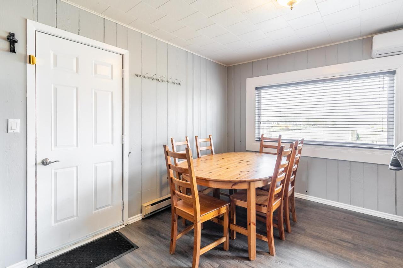 Bayside Cottage Rentals Port Rowan Bagian luar foto