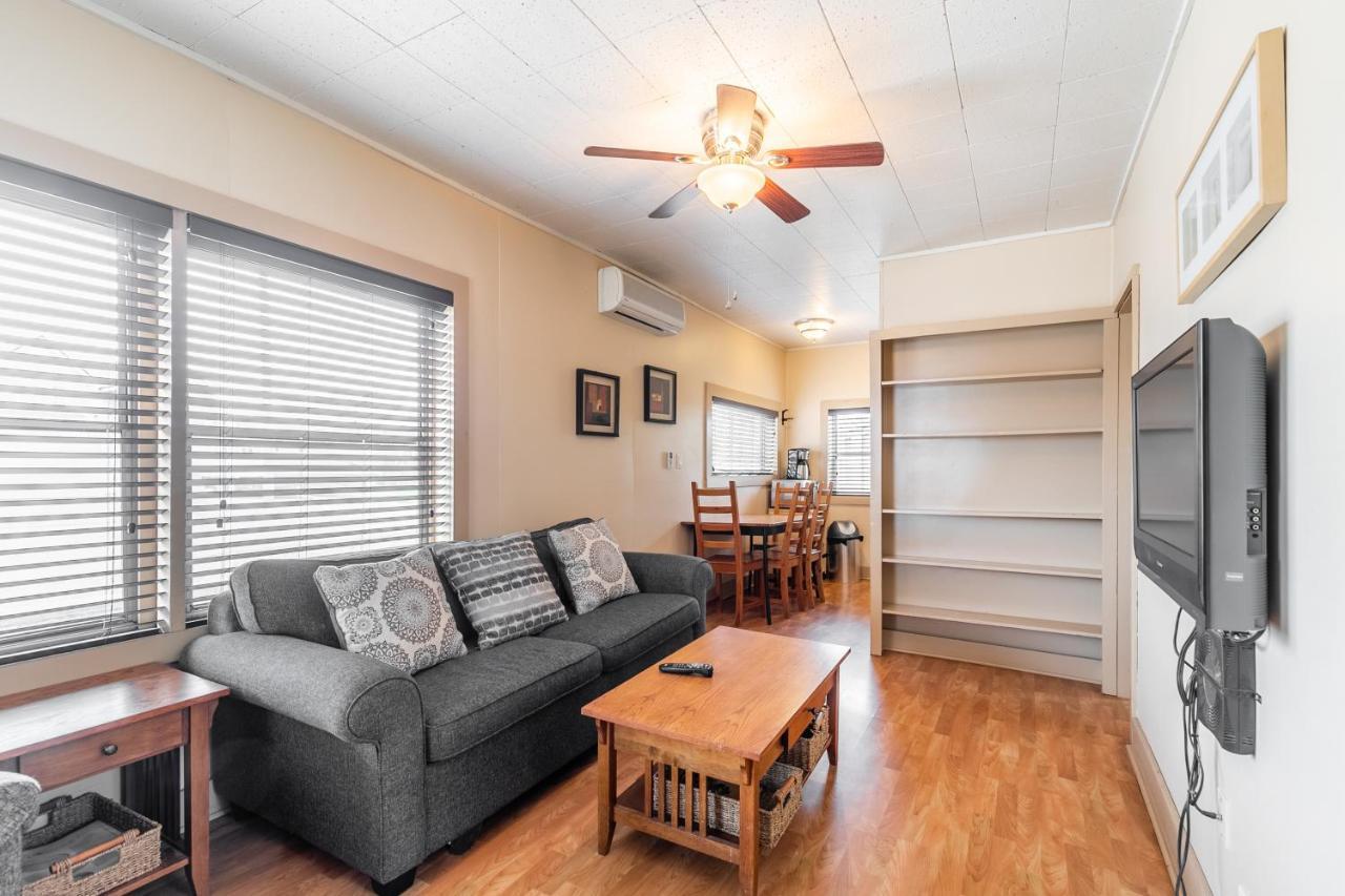 Bayside Cottage Rentals Port Rowan Bagian luar foto